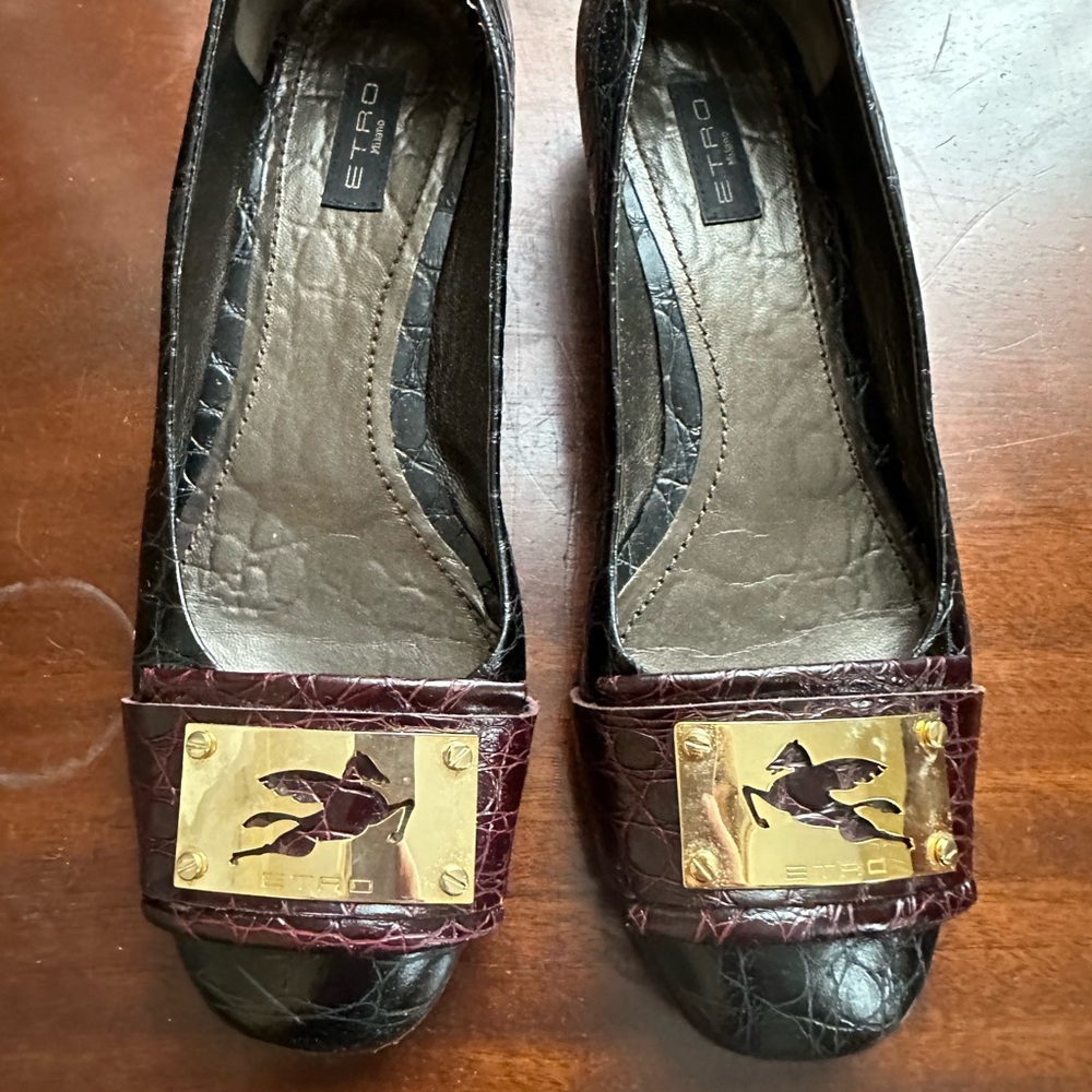 ETRO Croc Embossed Burgandy and Black Flats with Etro Emblem 37 Make in Italy